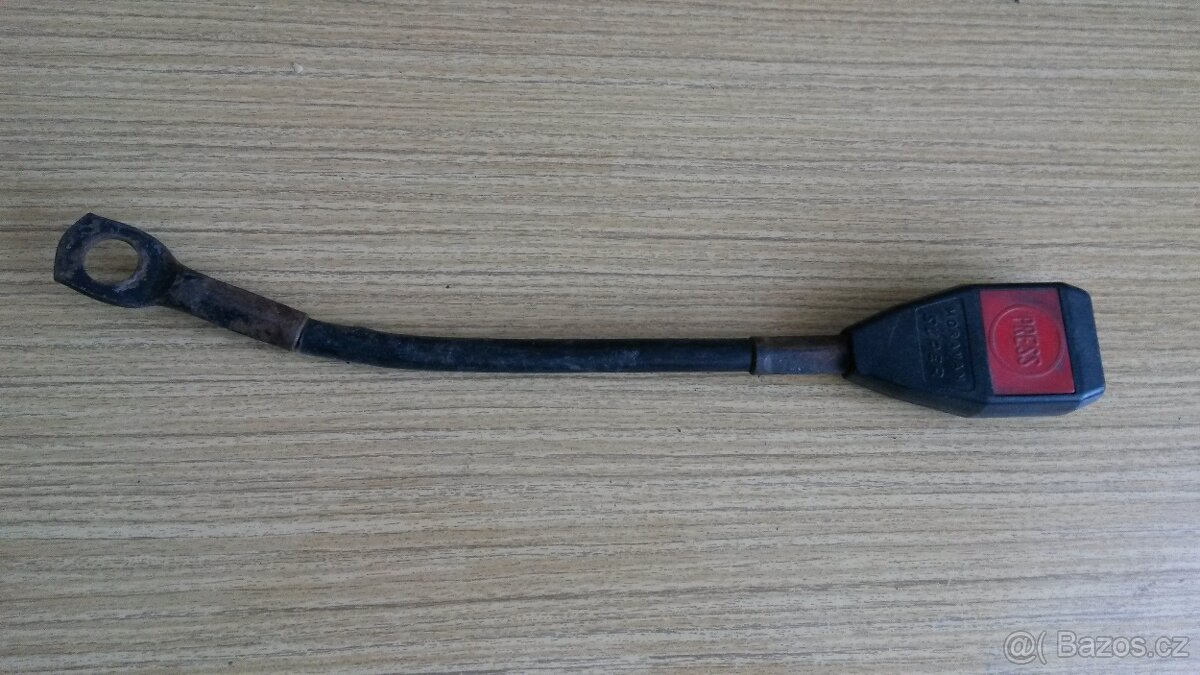 Zadní spoiler a pár dílů na Škoda 120l, 120ls, 120gls, 125l, - 12