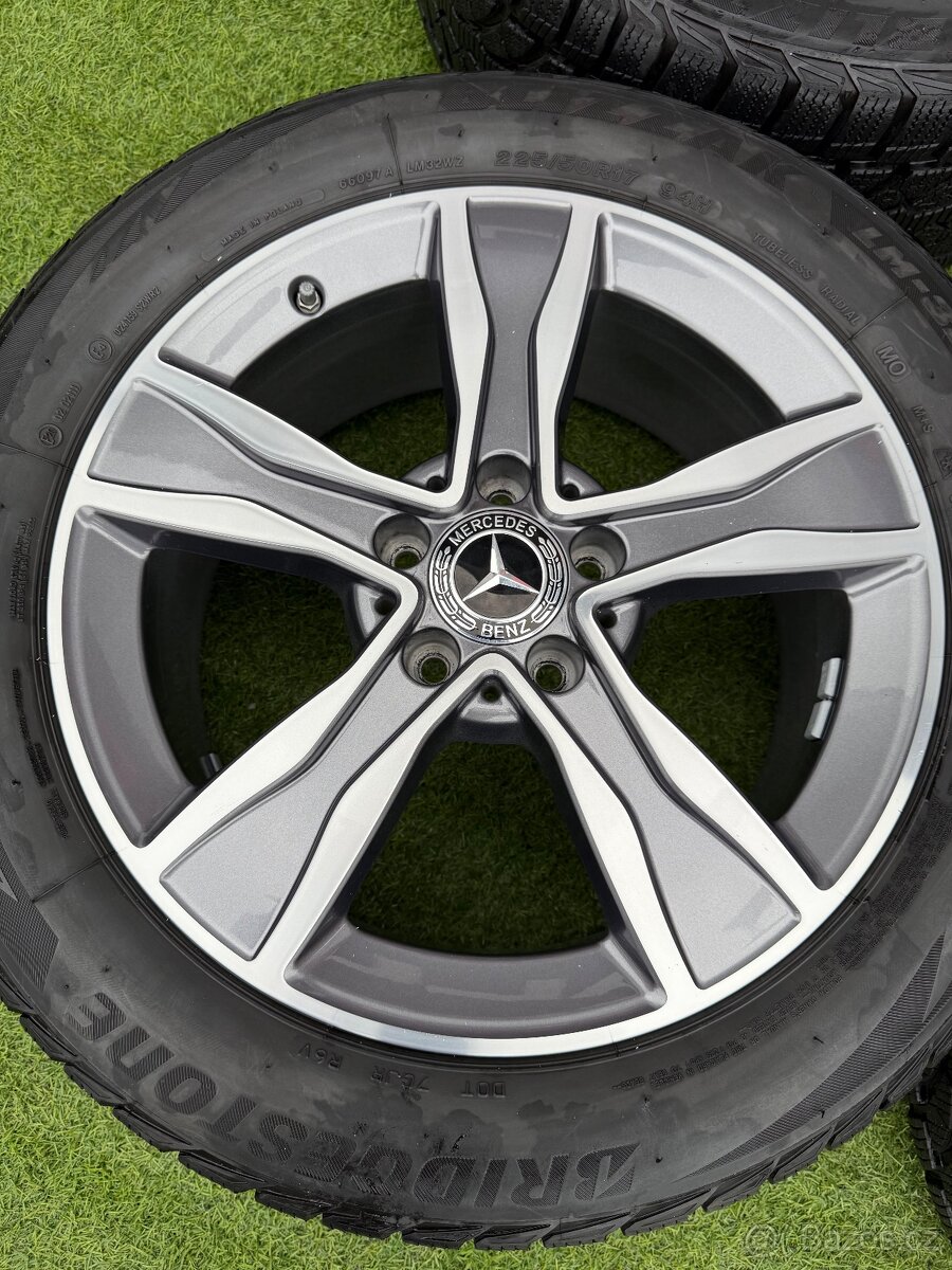 Mercedes C-CLASS W205 - ZÁNOVNÍ ZIMNÍ ORIGINÁLNÍ SADA - 12