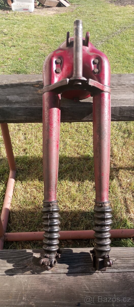 Jawa pérák předek - 12