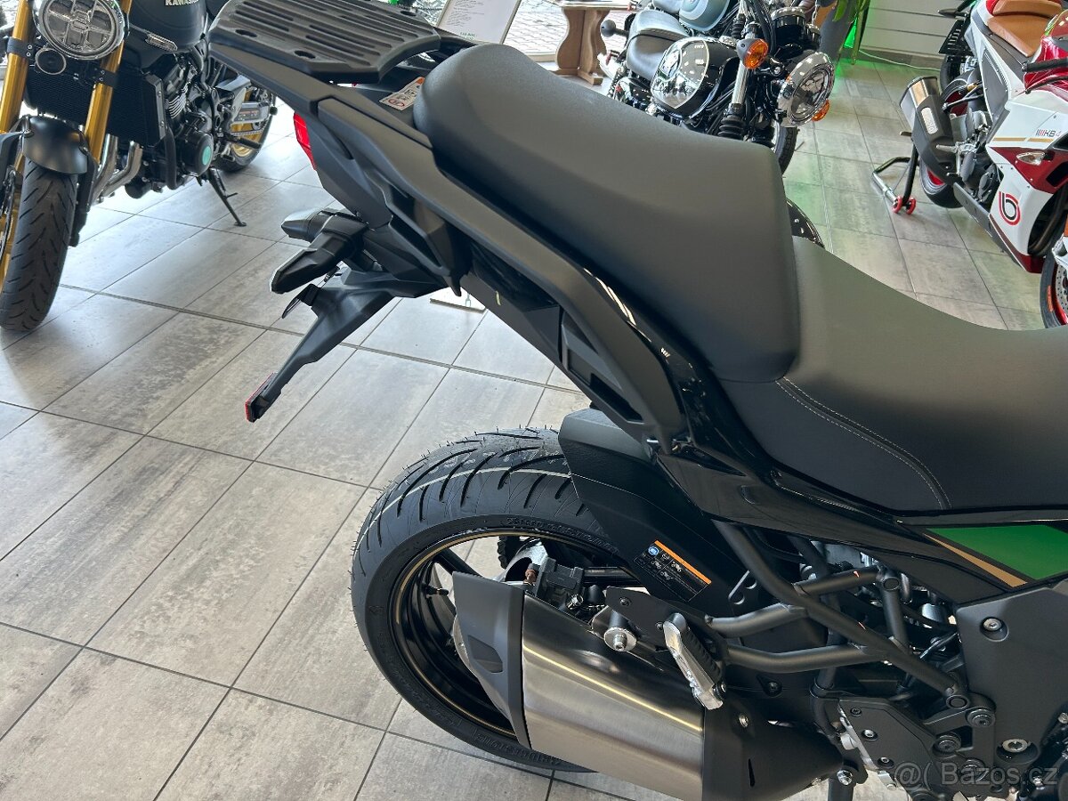 Kawasaki Versys 1100 SE - 12