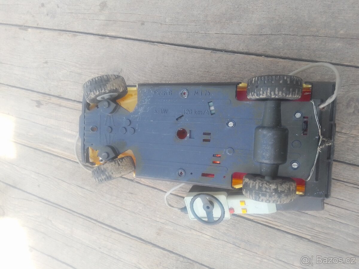 Staré Hračky Puch a Land rover - 12