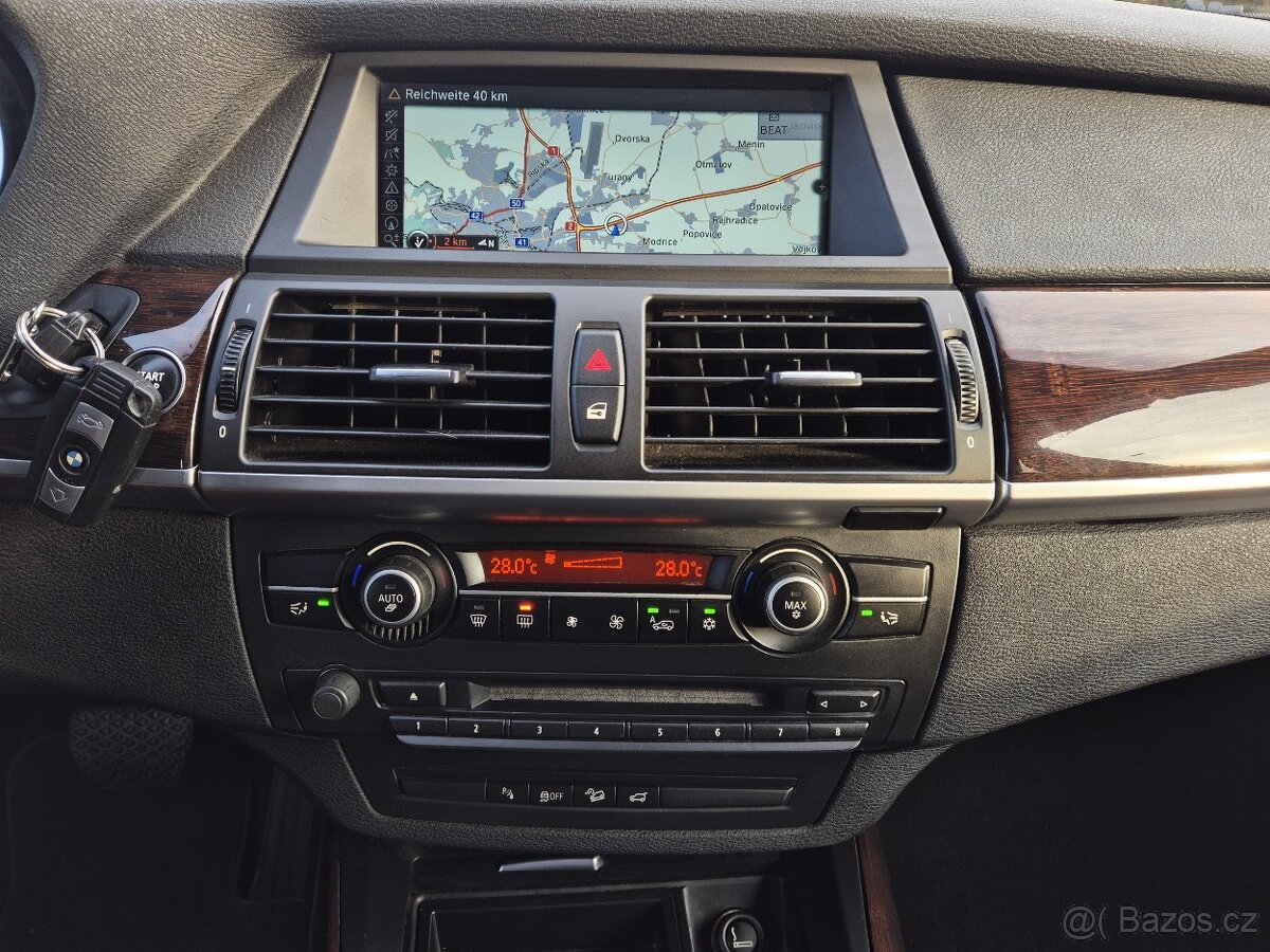 BMW X5 4.0d 225KW BI XENON x DRIVE ALU 20 PRAV SERVIS - 12