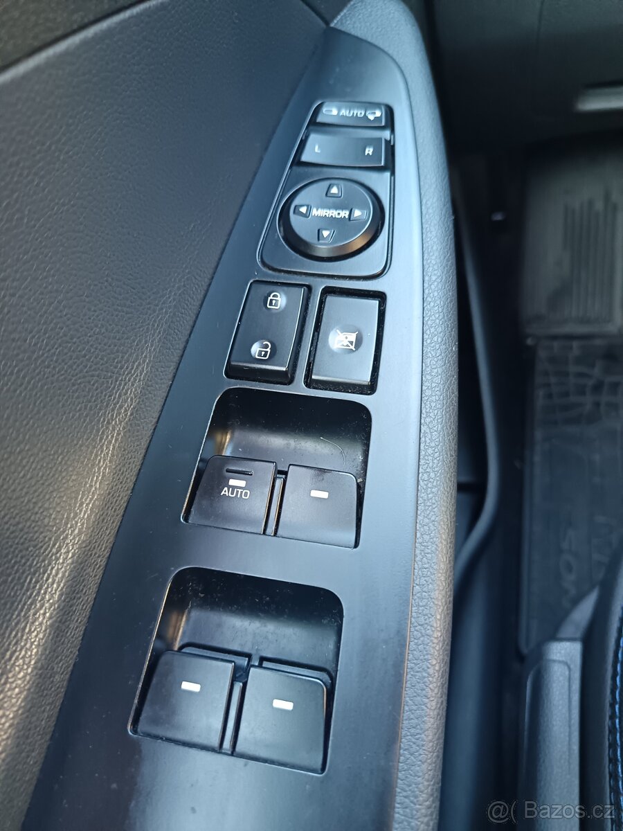 Hyundai tucson 1.7 crdi 85kw - 12