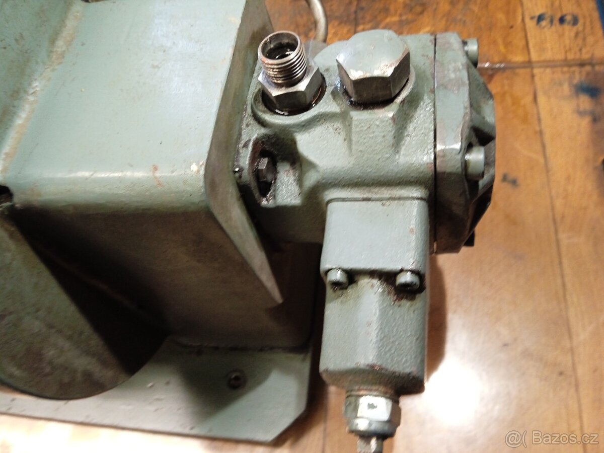 Hydraulické čerpadlo - 12