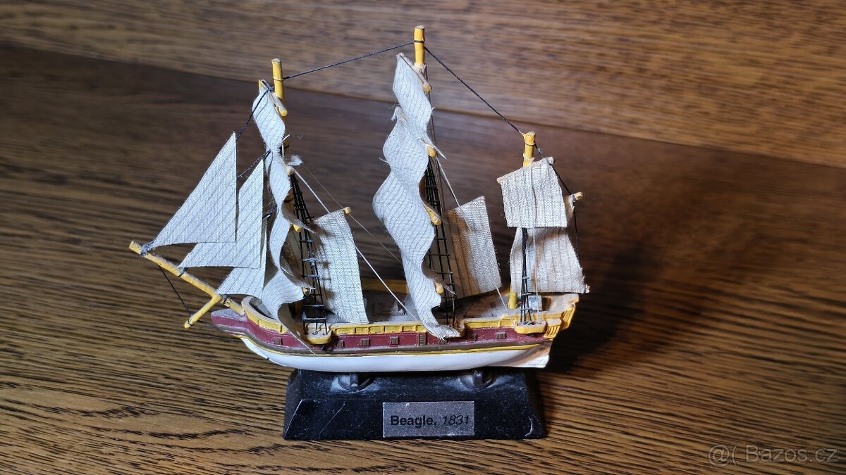 modely lodiček - 12