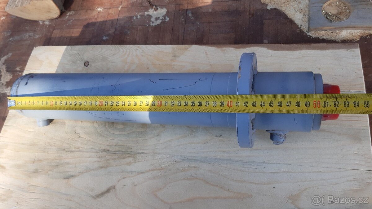 Dvojčinné hydraulické válce (pístnice) - 12