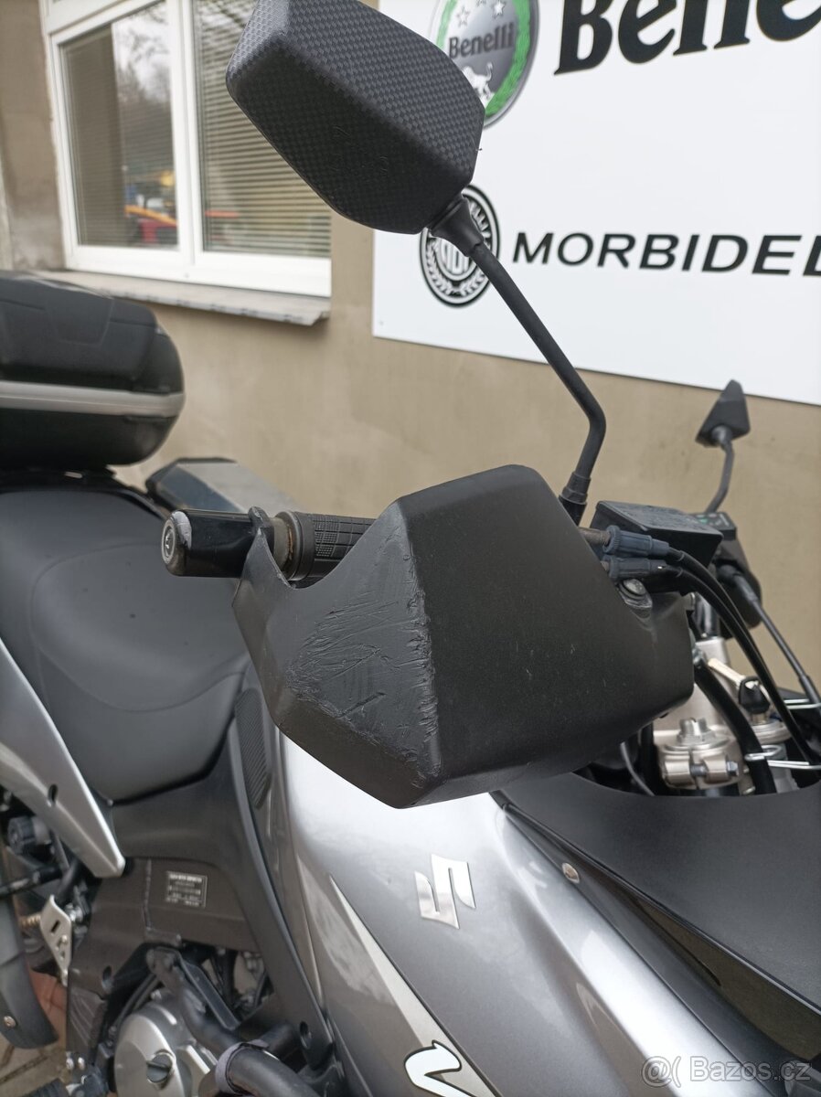Suzuki DL 650 V-Strom - 12