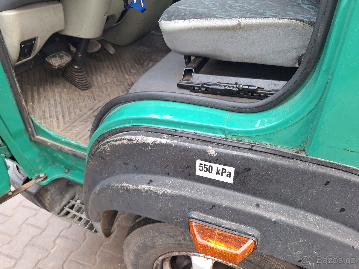 Avia A75 nosič kontejnerů - 12