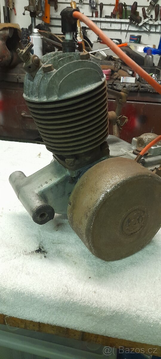 Čz 175 předválečná jednovýfuk - 12