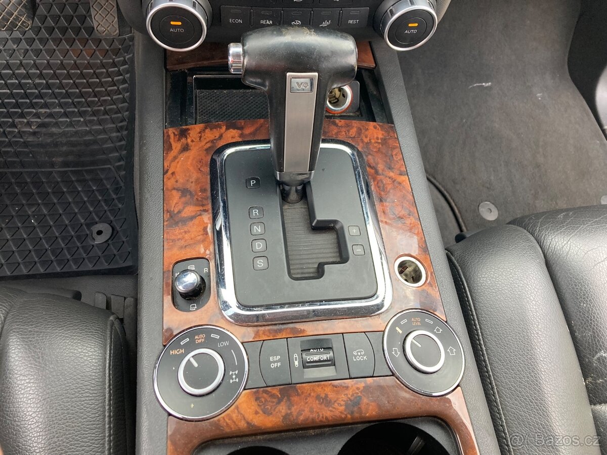 Volkswagen Touareg 3,0 TDi V6 165kW 4x4 - 12