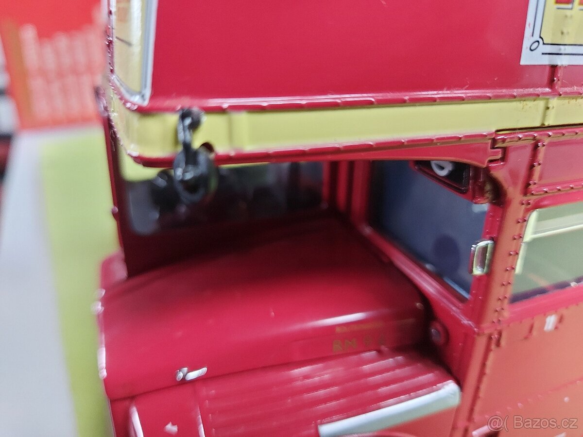 1:24 Model Doubledecker Routemaster, Sun Star - 12