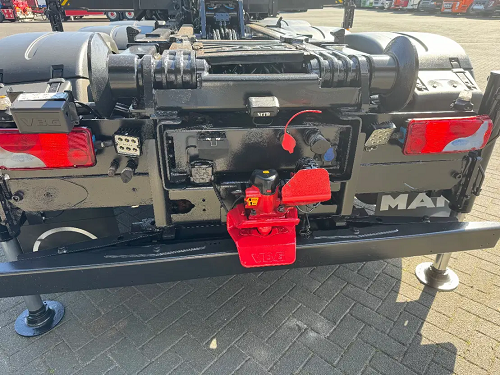 MAN TGX 35.540 8x4 - nosič kontejnerů s hydraulickou rukou - 12