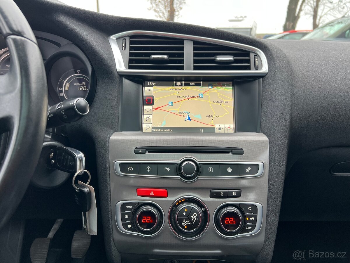Citroën C4 1.2 110k SERVIS ZÁRUKA NAVI - 12