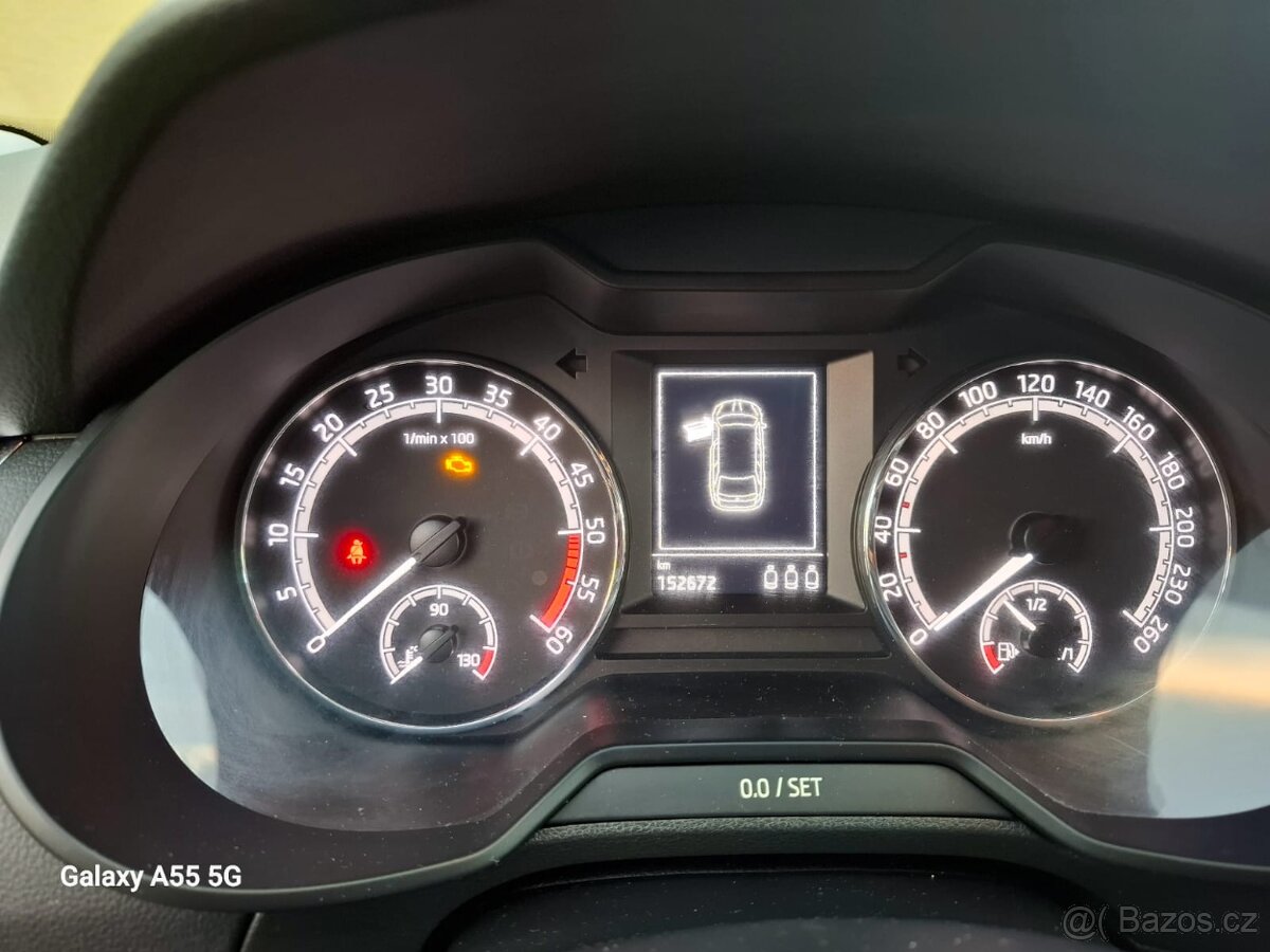 Škoda Octavia 3 combi 1,6tdi 4x4 - 12