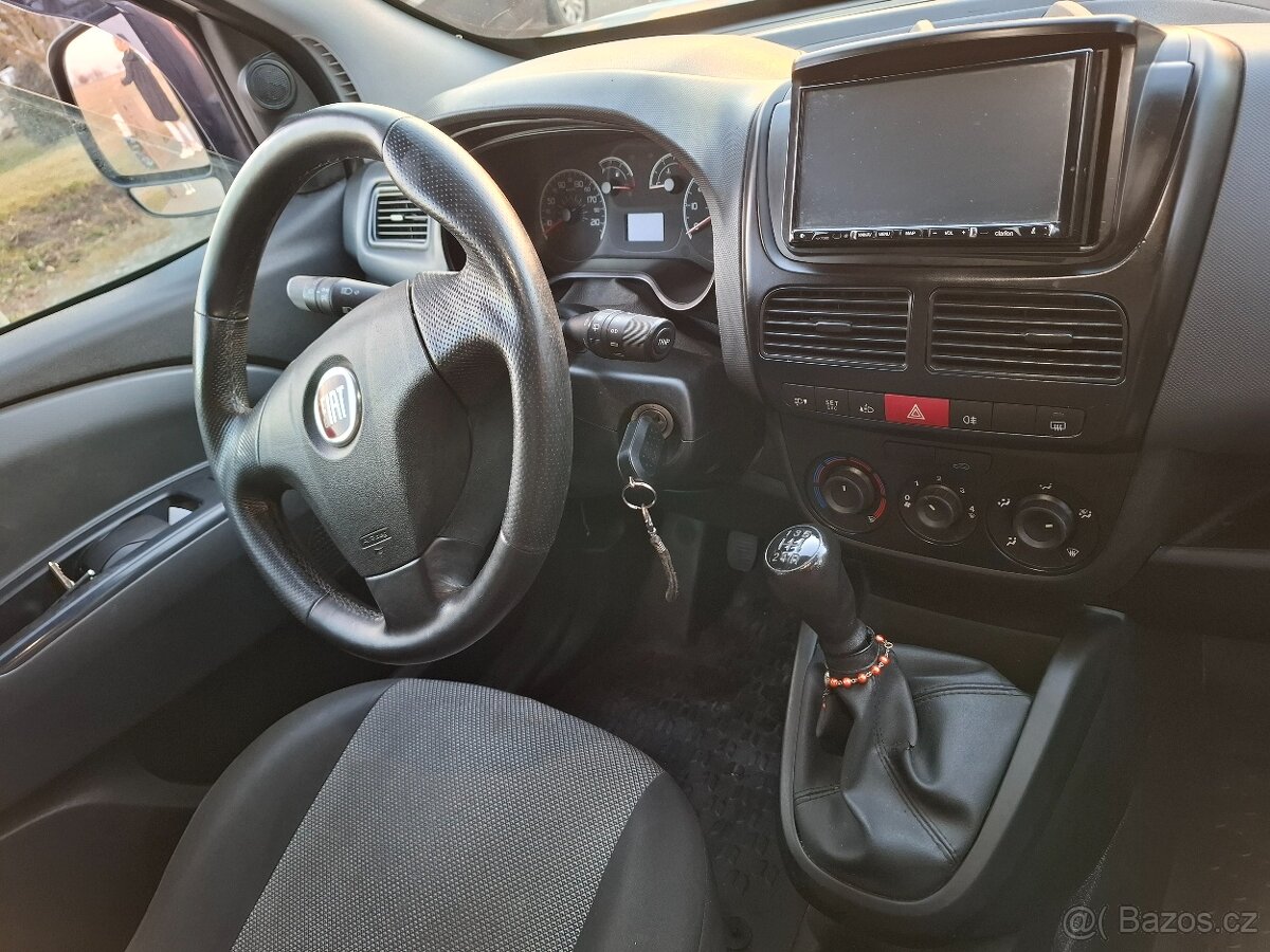 Fiat Dobló 1.3 JTD - 12