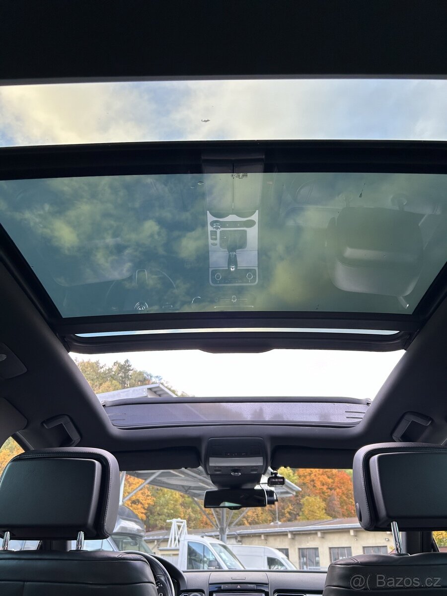 VW Touareg 3.0TDI 245k, serviska, 155tkm - 12