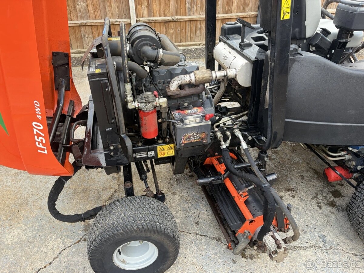 Jacobsen LF570 - 12