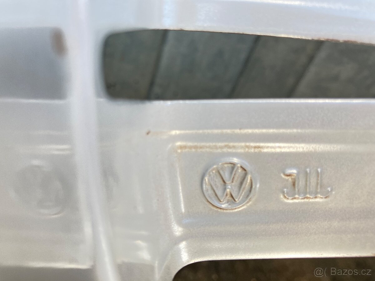 Koncernová alu kola VW 7x17" ET-49, pneu Bridgestone 225/45 - 12