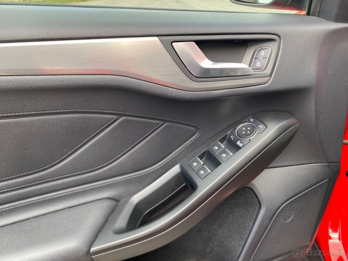 Ford Focus Turnier 1.5 EB Titanium 1. majitel 11/2019 - 12
