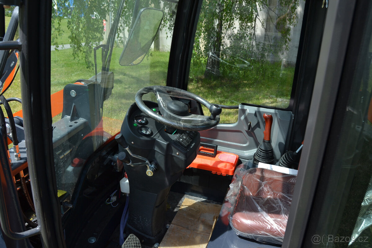 Kloubovy nakladač Zethos HT920 4x4 - 12