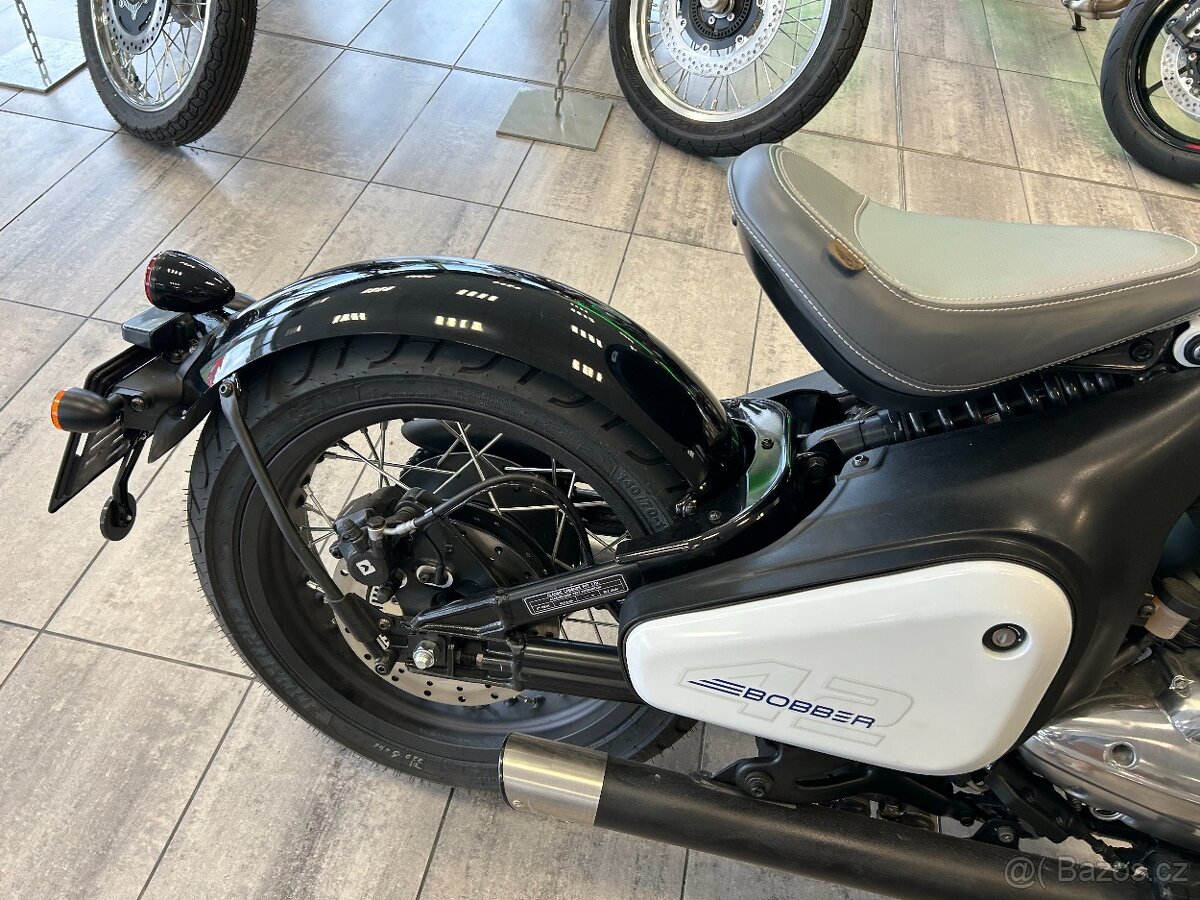 Jawa CL 350 Bobber 2025 - 12