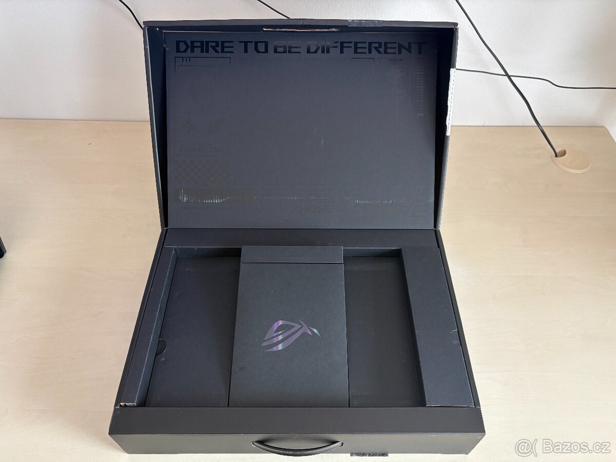 ASUS ROG ZEPHYRUS M16/12GB RTX4080/i7/1TB/RAM32GB/DDR5 - 12