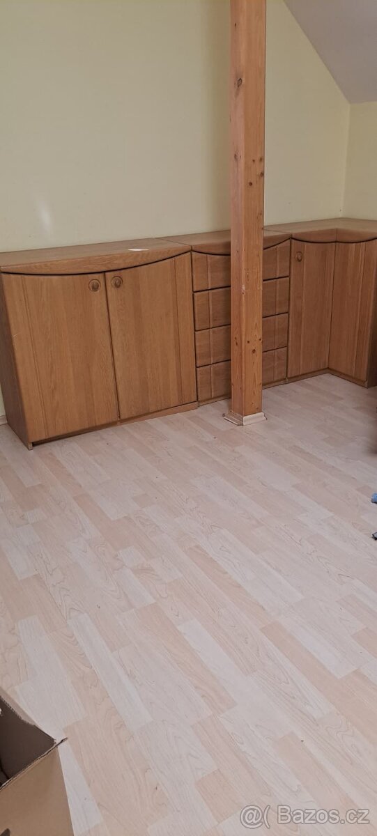 ložnice, postele, skříňky - 12