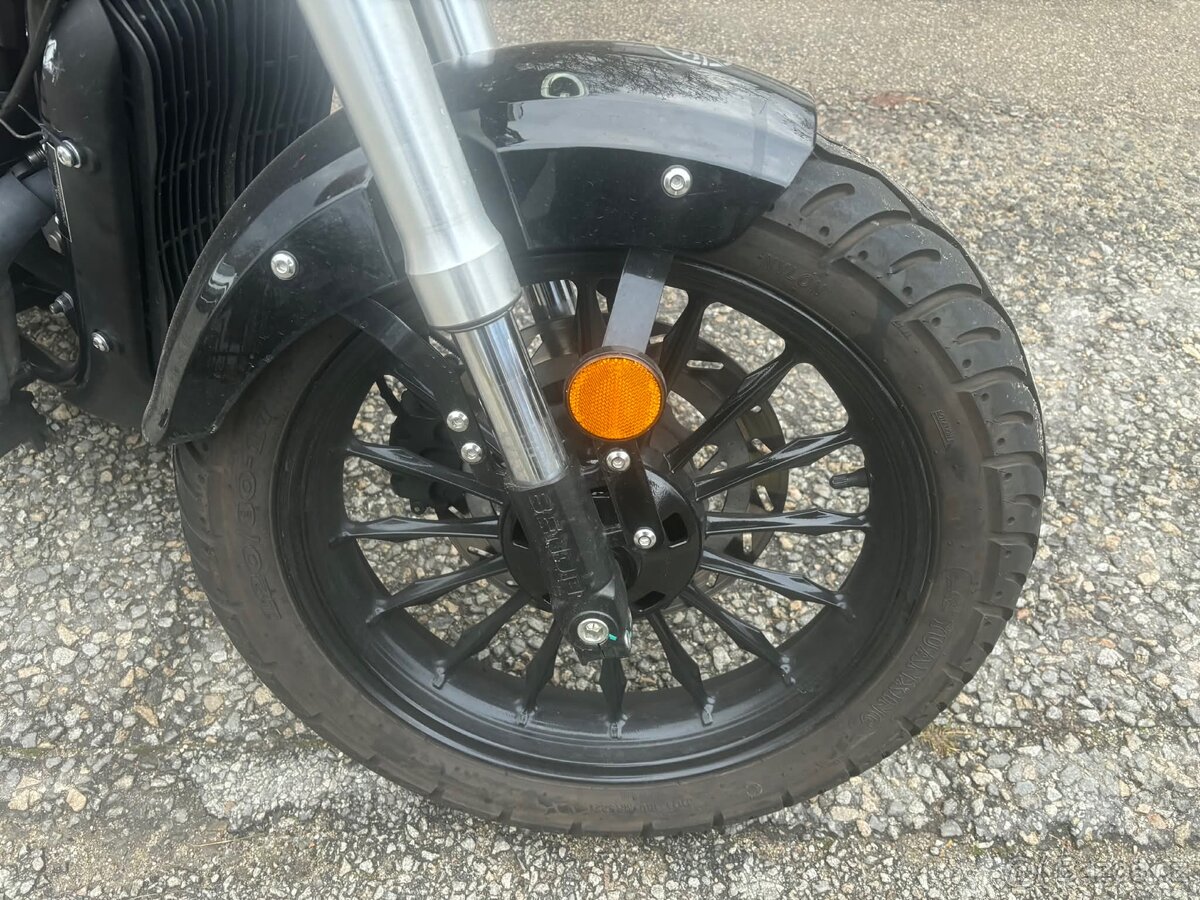 Keeway 125 RKVC - 12