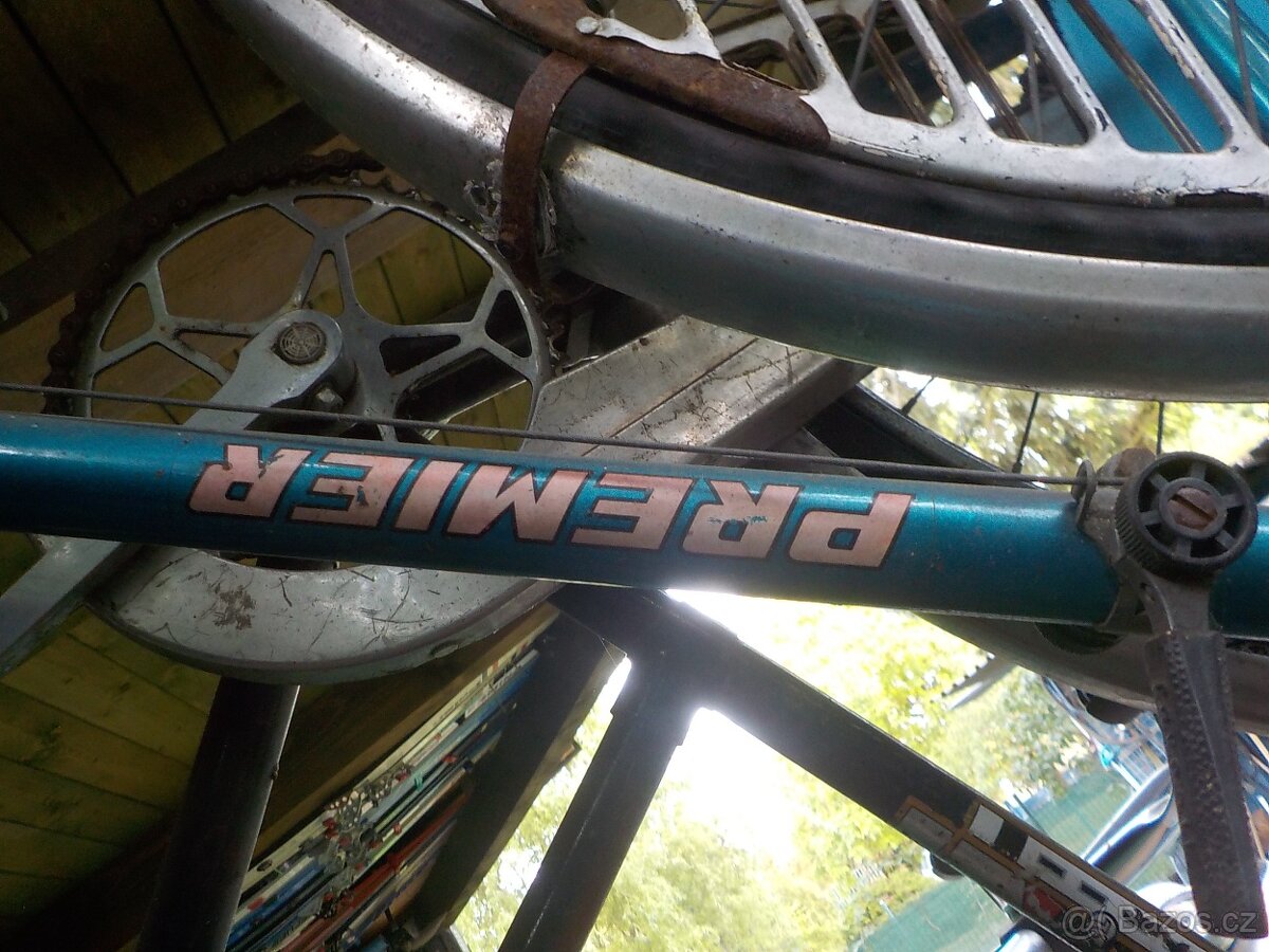 Stará jízdní kola a nové trek kolo OLPRAN - 12