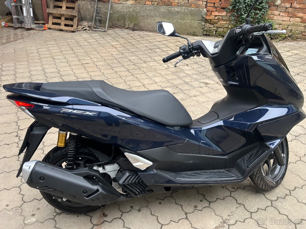 Honda PCX125 - 12