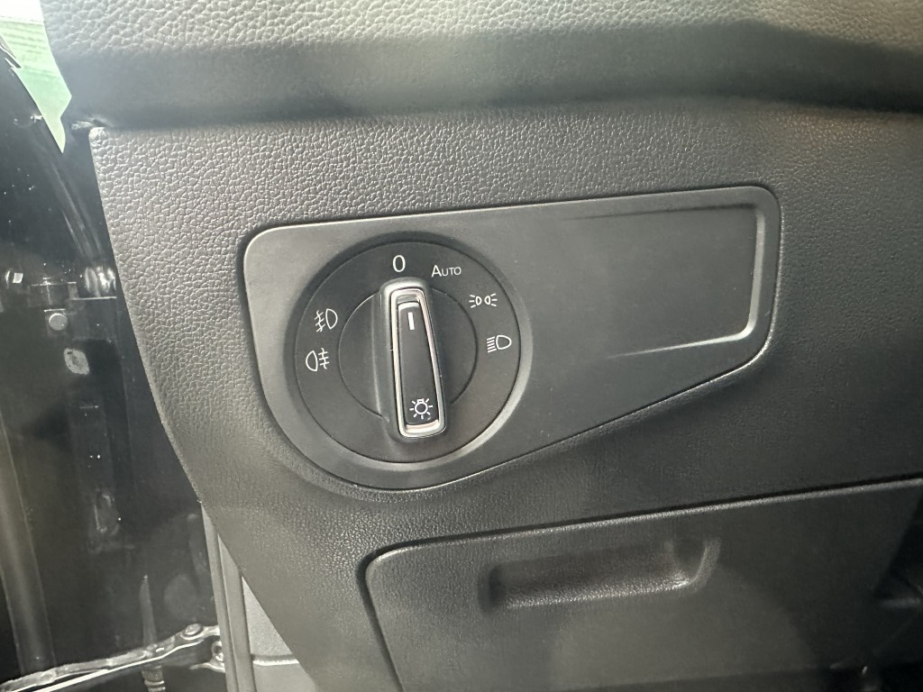 VW Tiguan Allspace 2.0 TDi 140kW serviska - 12