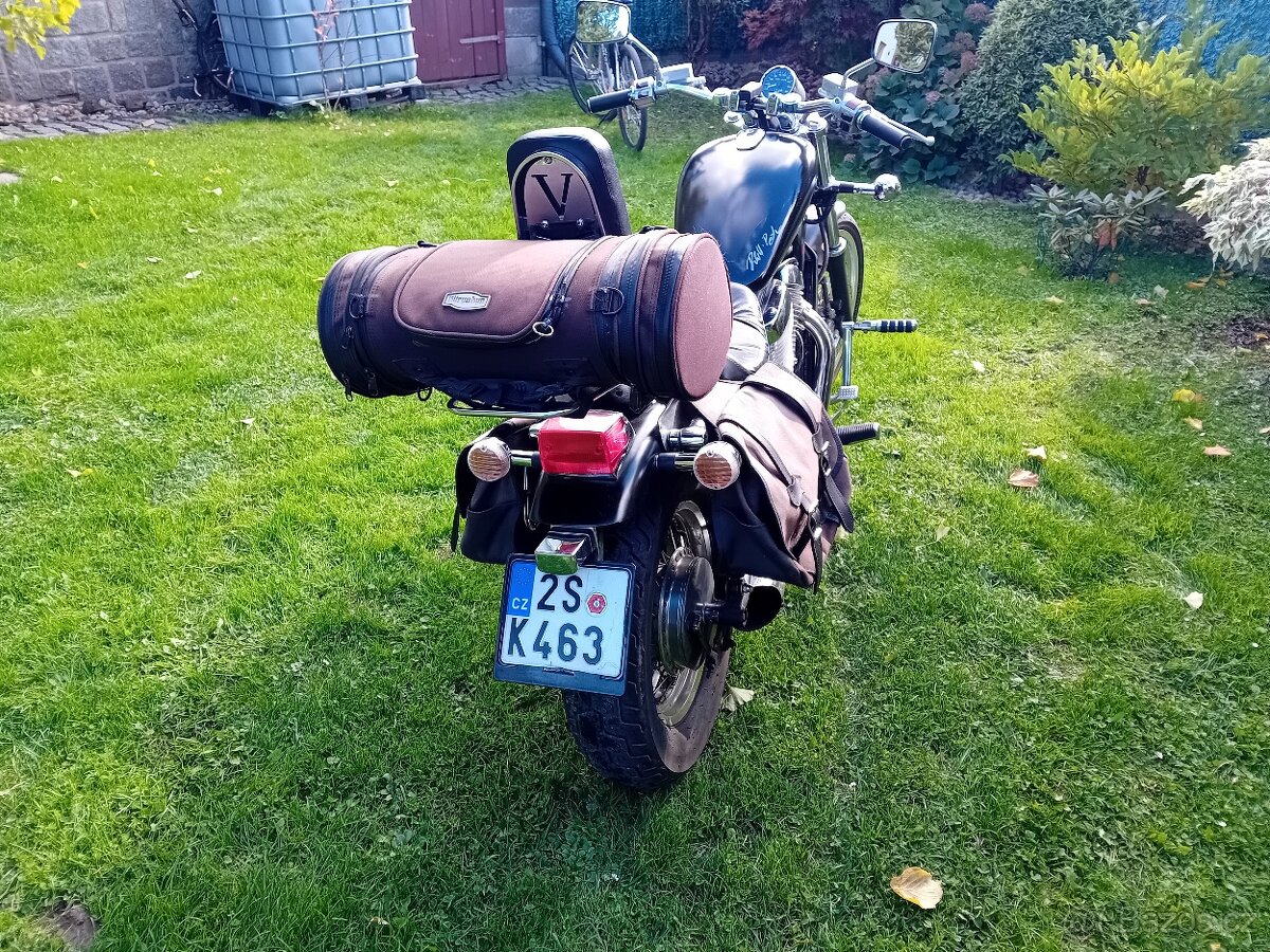 Suzuki intruder vs800 - 12