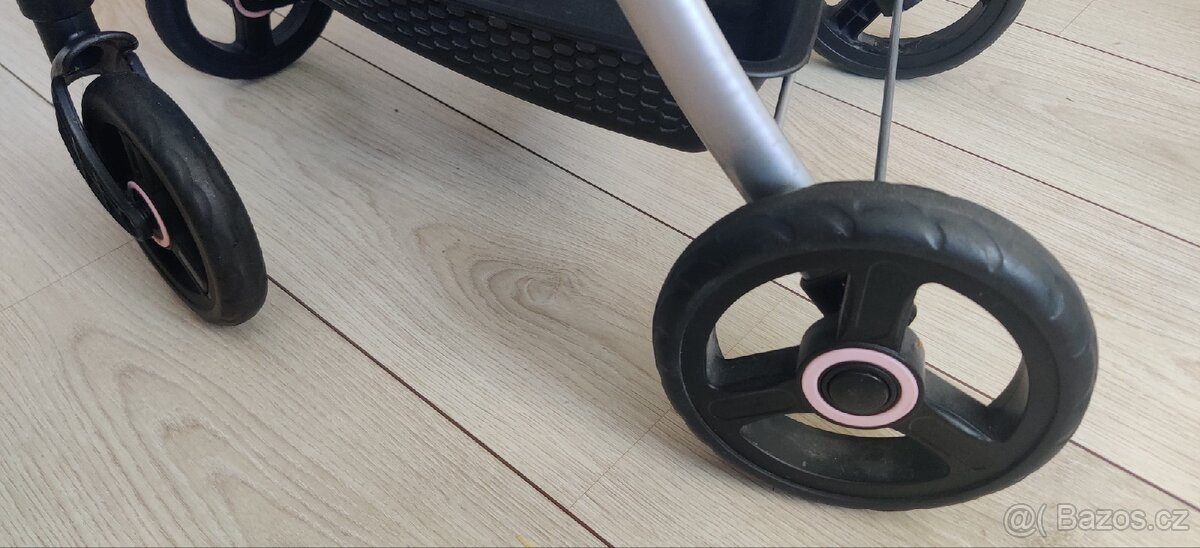 Kočárek bayer Design Style šedý/růžový - 12