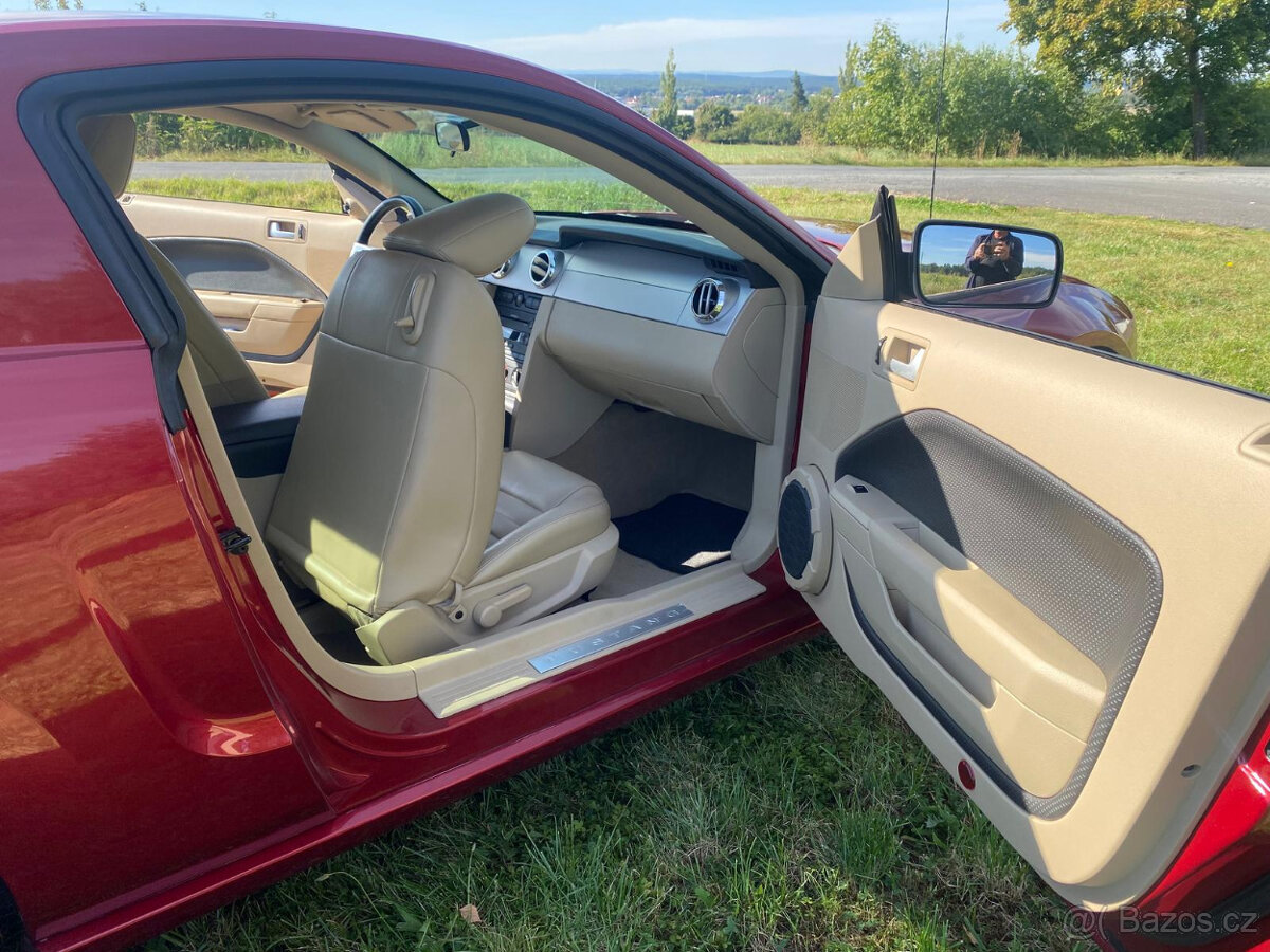 Ford Mustang 2006 - 12