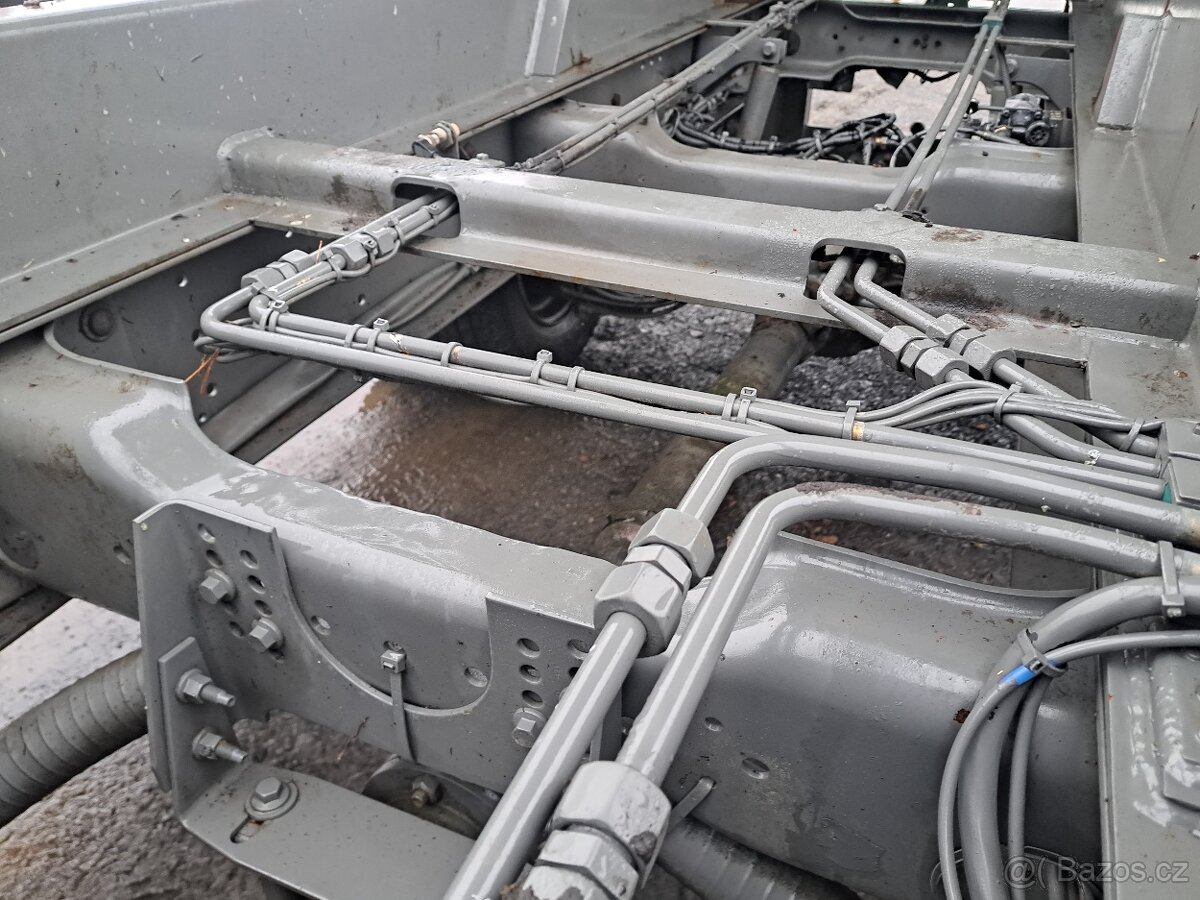 Prodám Volvo FL220 hakovy nosič kontejnerů - 12