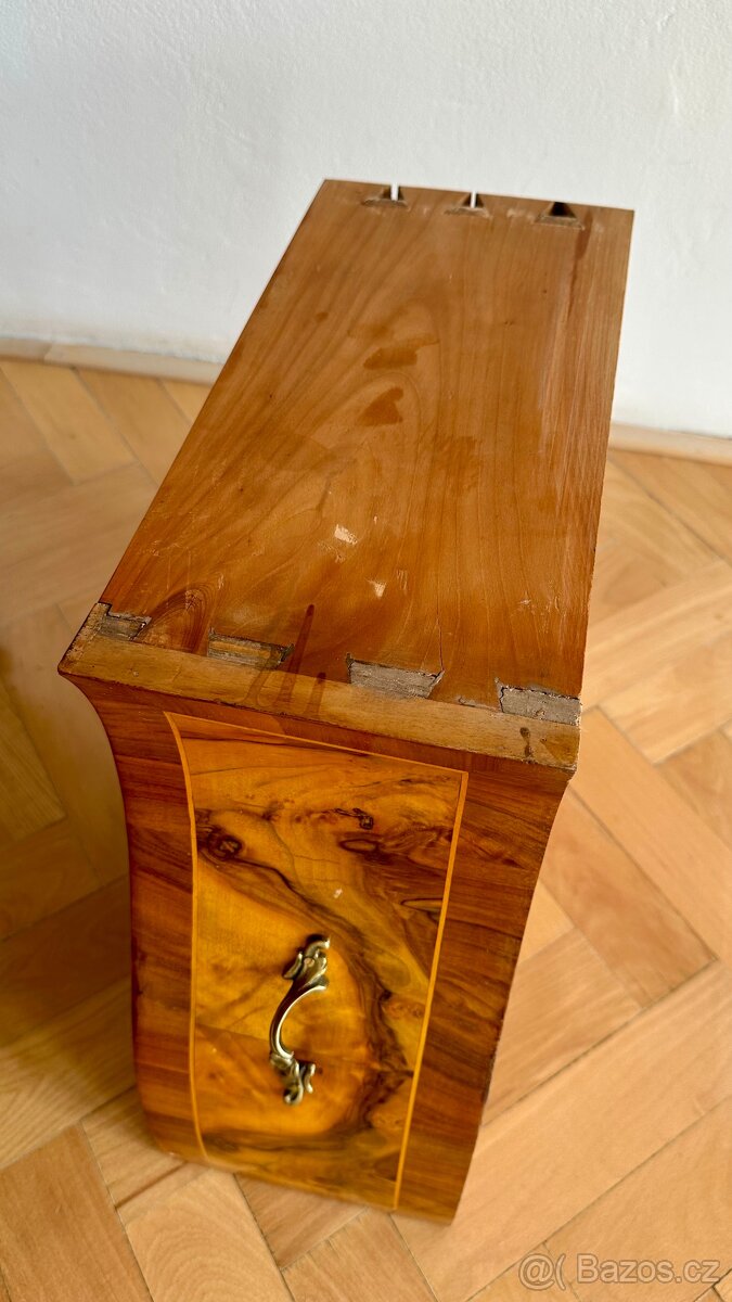 Empírová komoda a skříň - 12