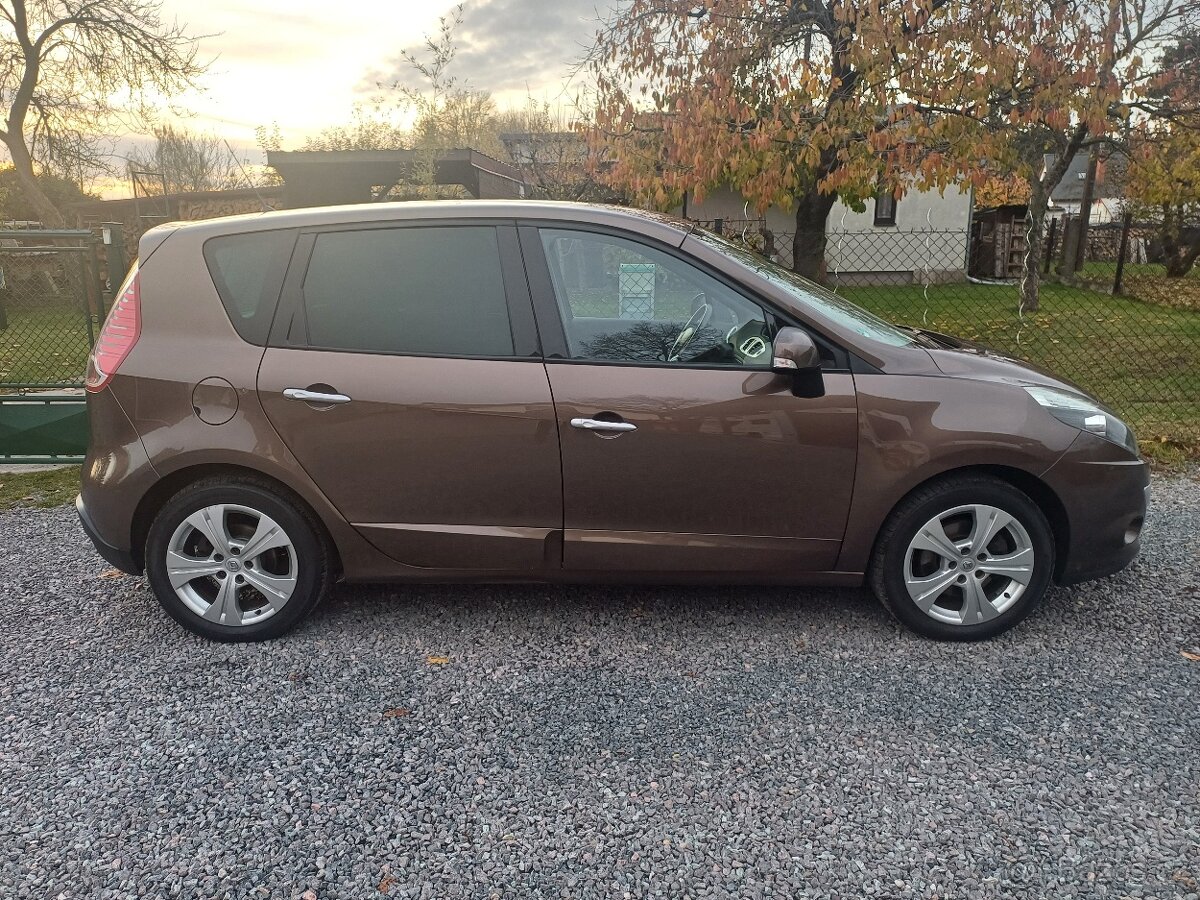Benzínový Renault Scenic 1.4 Tce 2010 - 12