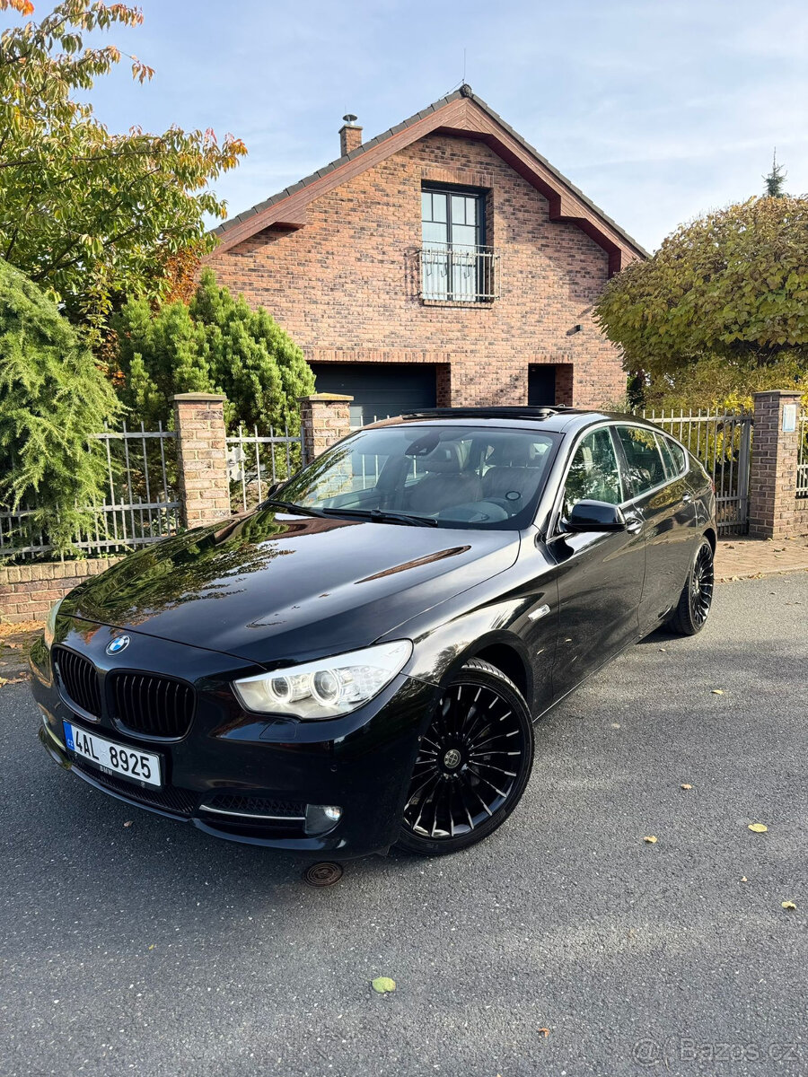 BMW 550i GT, V8 M-POWER, originál M. - 12