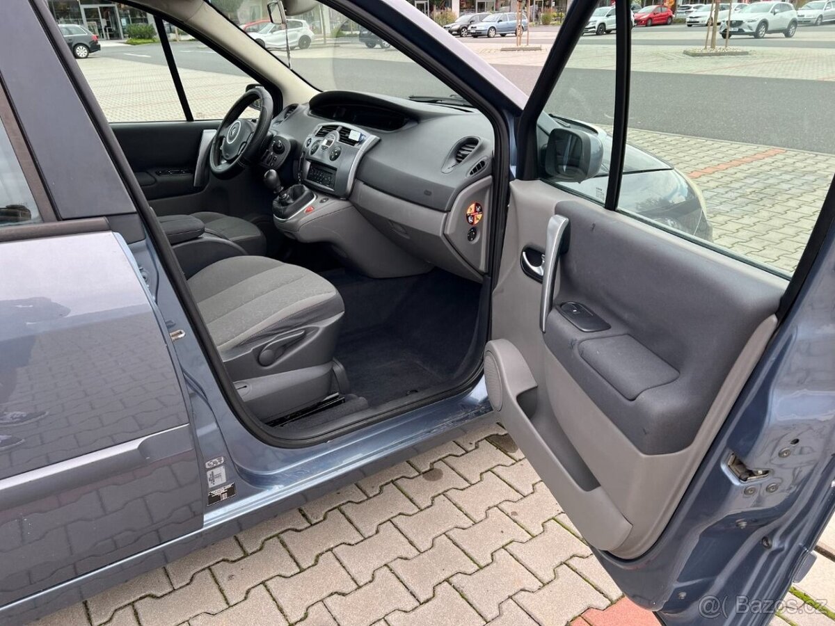 Renault Scenic 1.5 DCi 78kw koup. ČR - 12