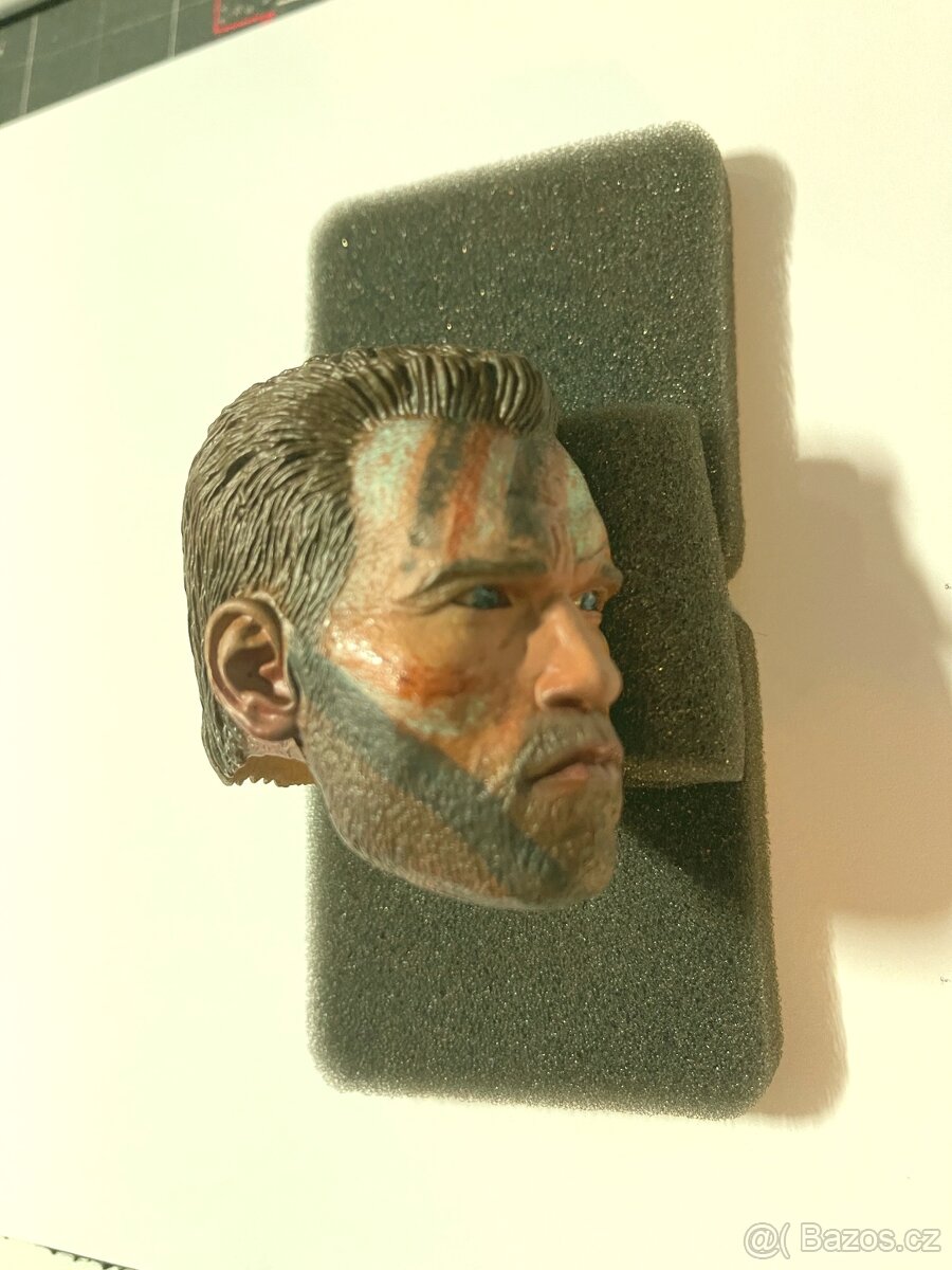 Neca Predator Alan "Dutch" Schaefer 1/4 - 46 cm/ 3 verze - 12