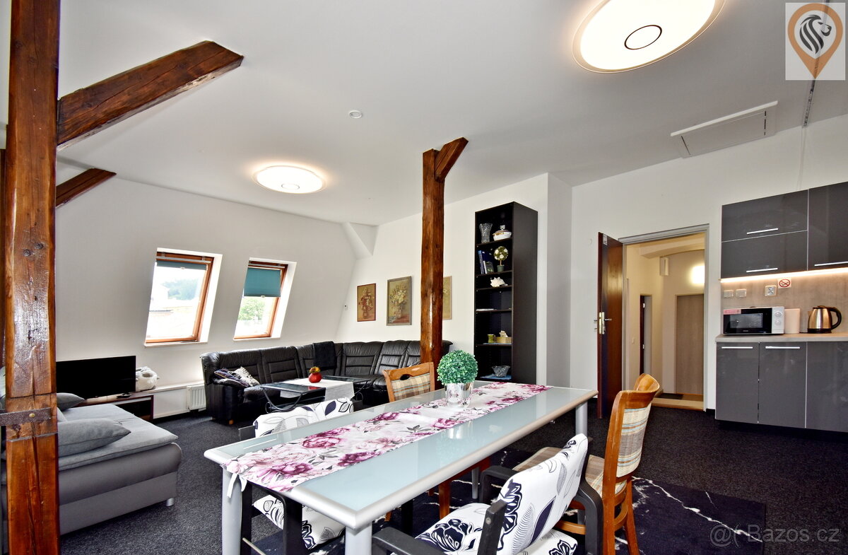 Investiční příležitost i útulné bydlení centru Trutnova – by - 12