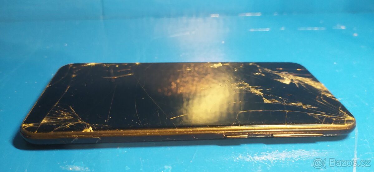 Samsung Galaxy A20e - 12