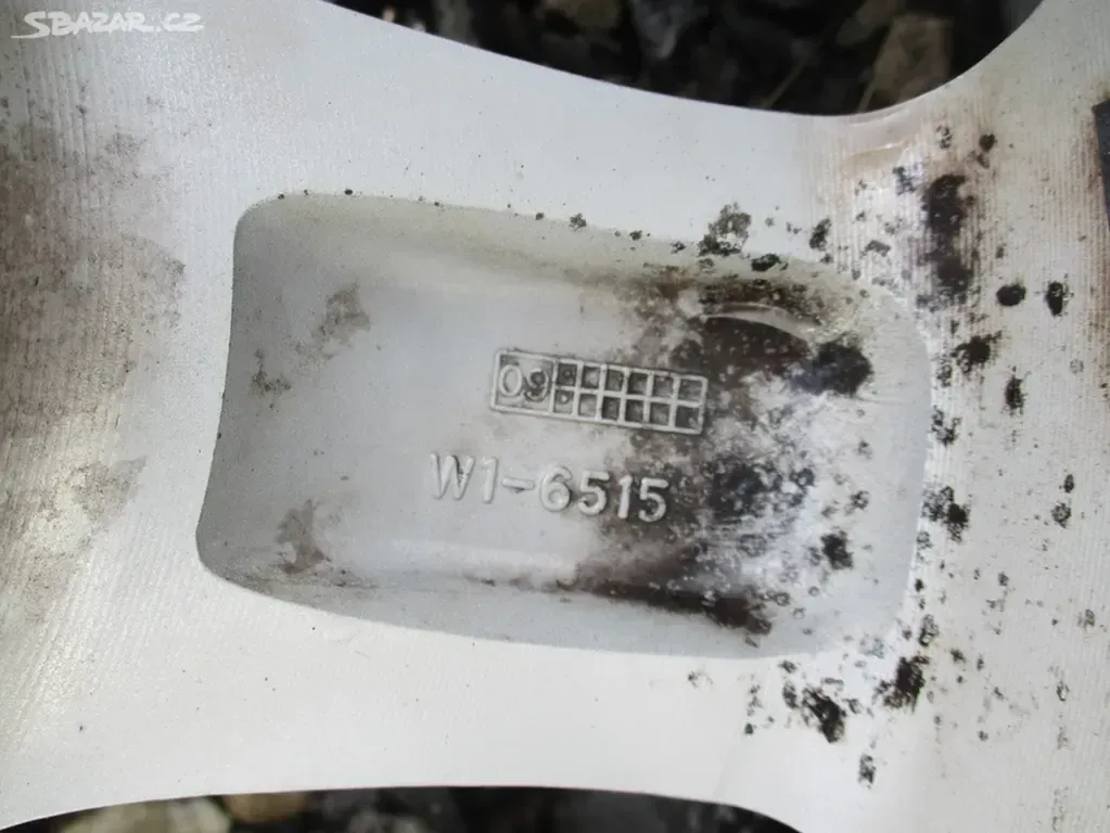 ALU kola 4x100 6,5x15 ET37 s pneu 205/55 R15 - 12