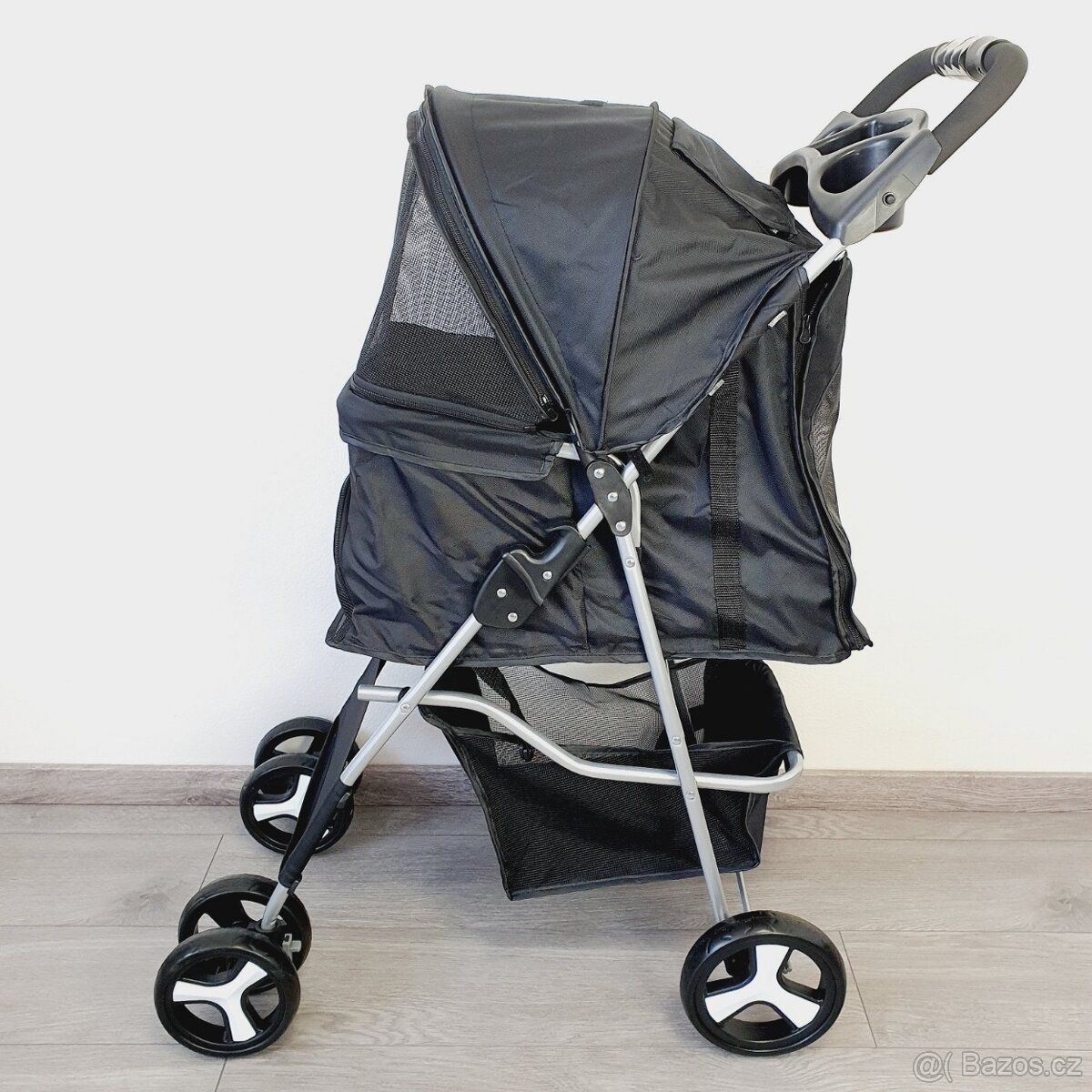 Kočárek skládací pro psy a kočky - nové - 12