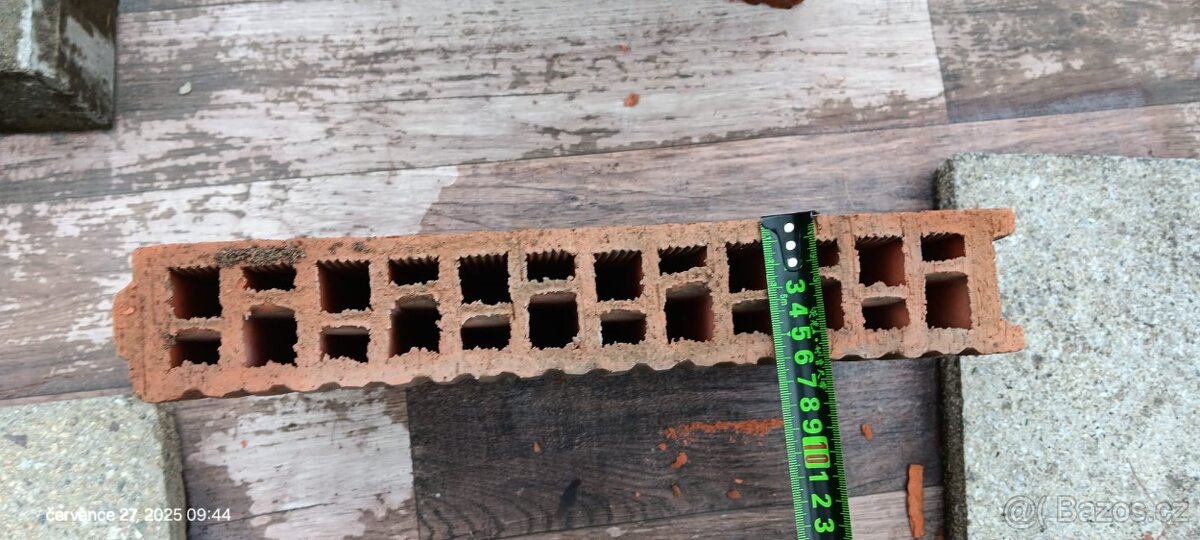 Prodám zbytky stavebního materiálu - 12