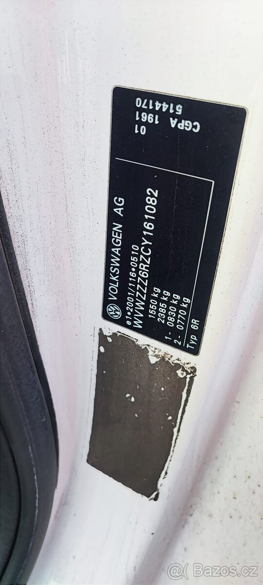 Volkswagen Polo 1.2 - 12