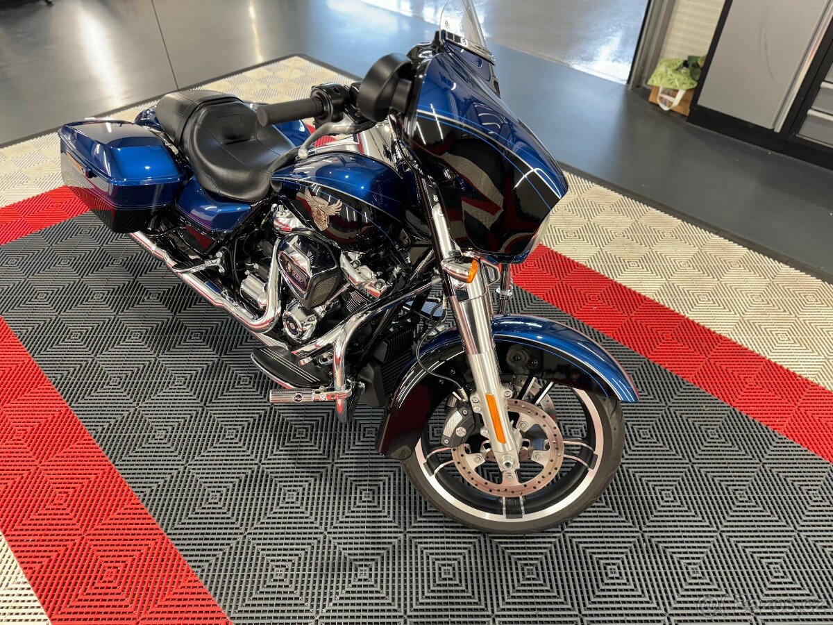 Harley Davidson Street Glide 115A - 12