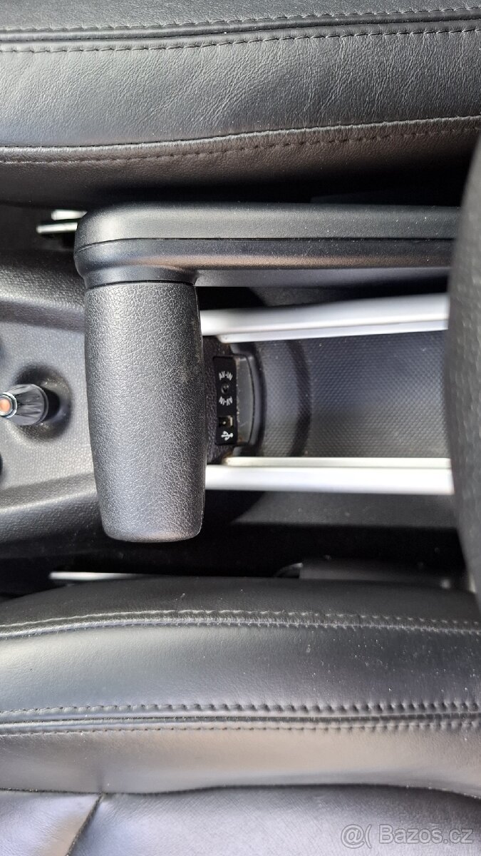 Mini Cooper S Paceman - 12