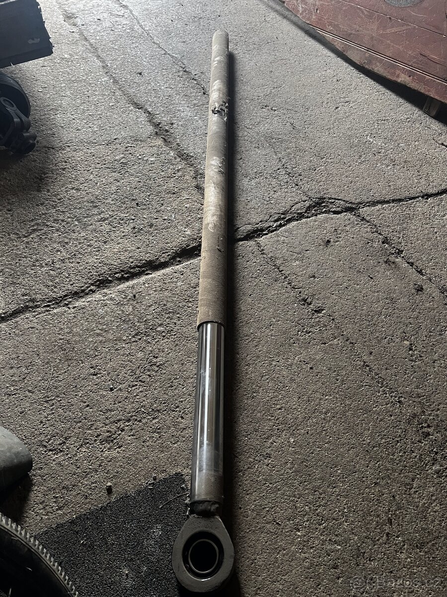 LIAZ HÁKOVÝ NOSIČ KONTEJNERU 4X4 - 12