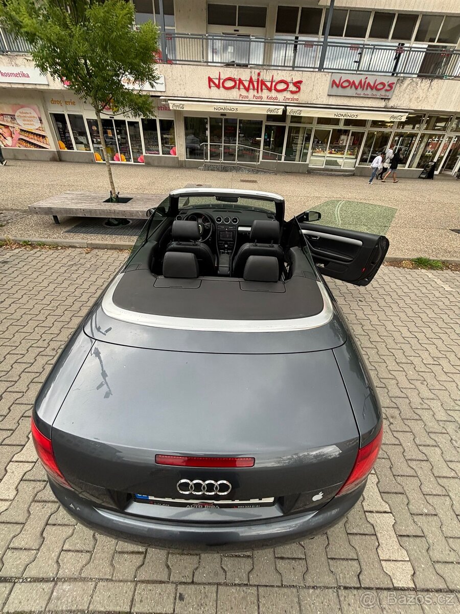 Audi A4 Cabriolet 2.0 TDi - 12